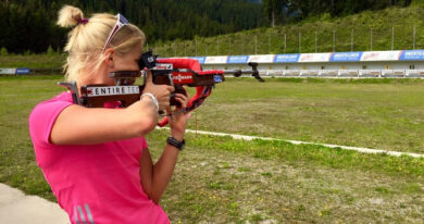 Cílová rovinka: MČR v biatlonu na kolečkových lyžích 2015 Karolin Horchler