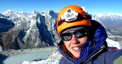 Martin Fourcade trénuje v Pyrenejích. Zdolal i obávaný vrchol Tour de France Laura Dahlmeierová