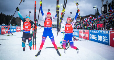 Medailistky závodu s hromadným startem žen