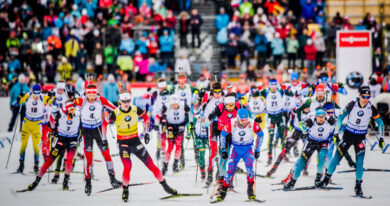 V Krasnojarsku začíná Zimní univerziáda. Hvězdou české výpravy je Václavík Hromadný start mužů v NMNM