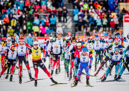 Hromadný start mužů v NMNM