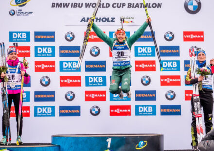 Pódium hromadného startu žen