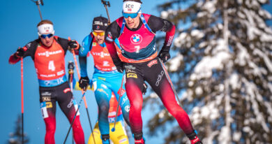 SP Oslo: Ve sprintu zvítězil před domácím publikem Lægreid. Malý křišťálový glóbus ukořistil Fillon Maillet